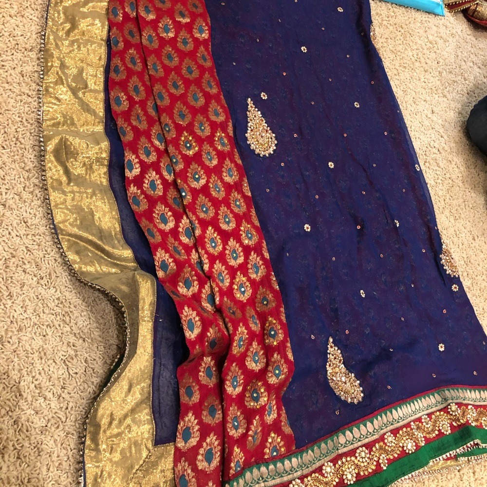 Saree - image 1
